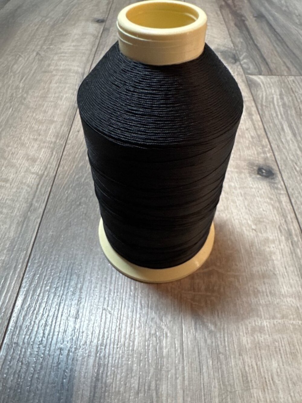 Coats Star Nylon Bonded Thread T-70 Black 8PT 10.3oz Spool For Industrial Sewing